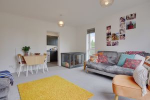 Lounge/Diner- click for photo gallery